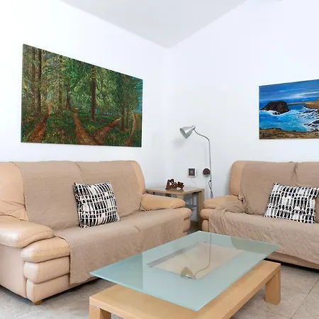 Eris Villa *